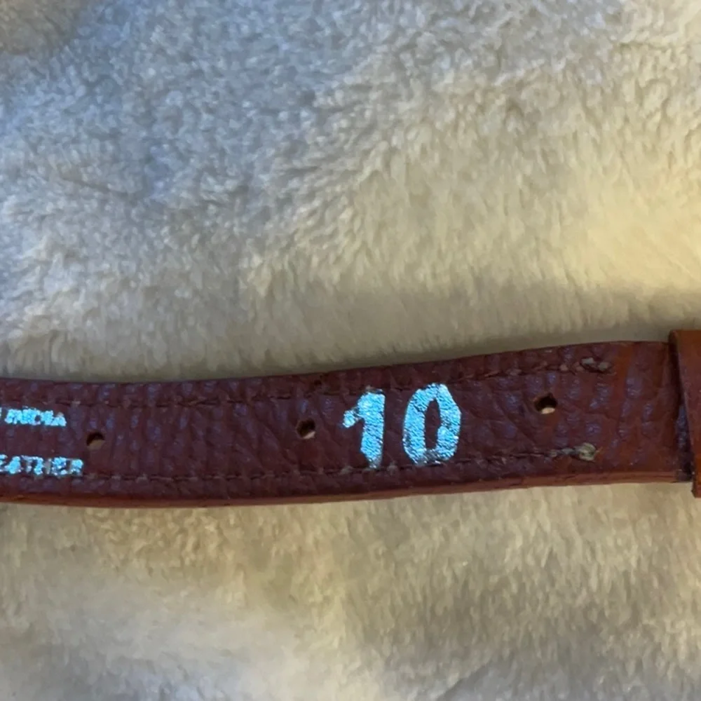 New #700 genuine leather 10” very cute. - Picture 4 of 5